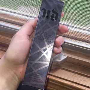 Urban Decay All Nighter Matte Foundation